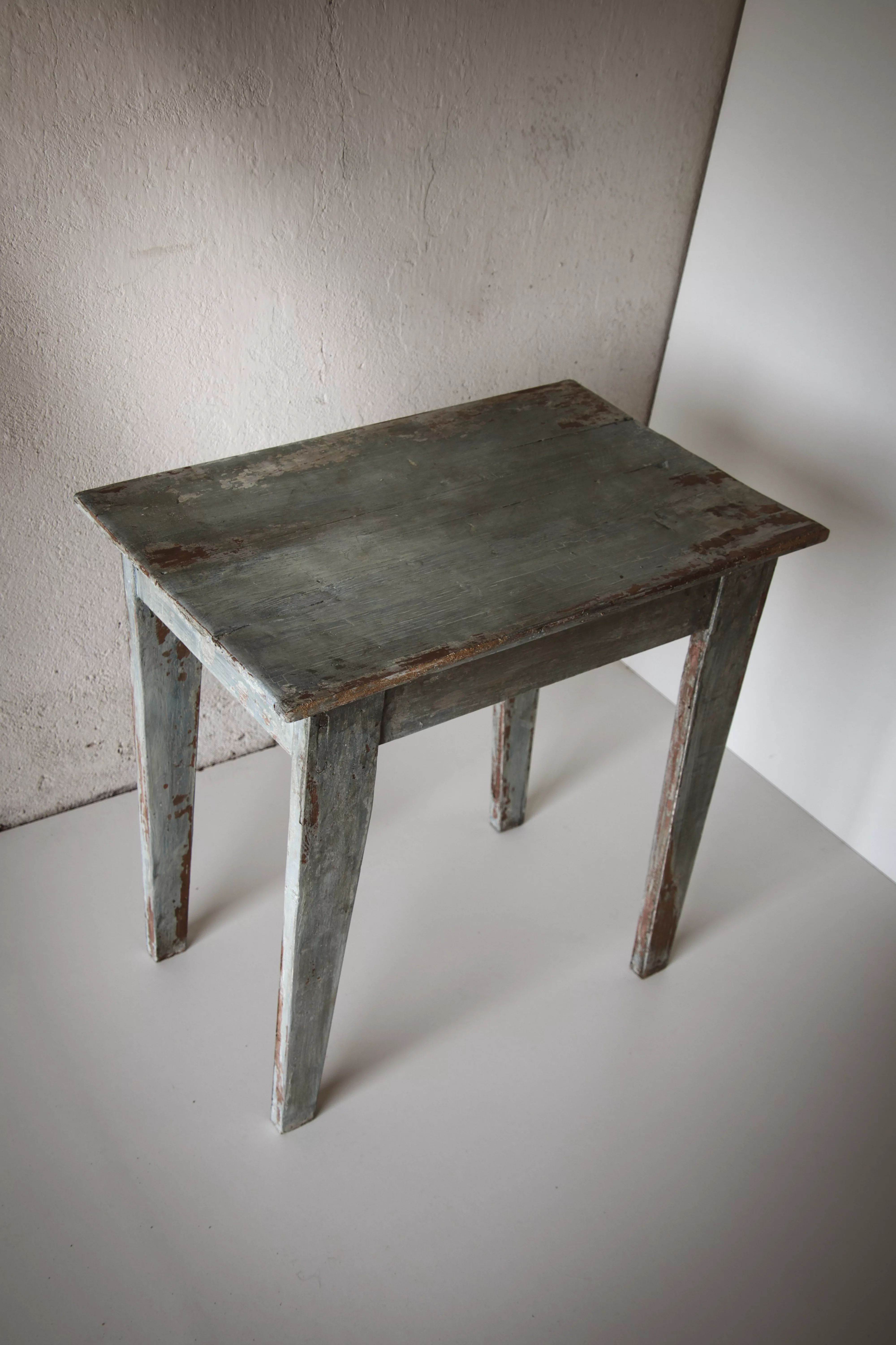 Petite table patiné bleu – Image 26