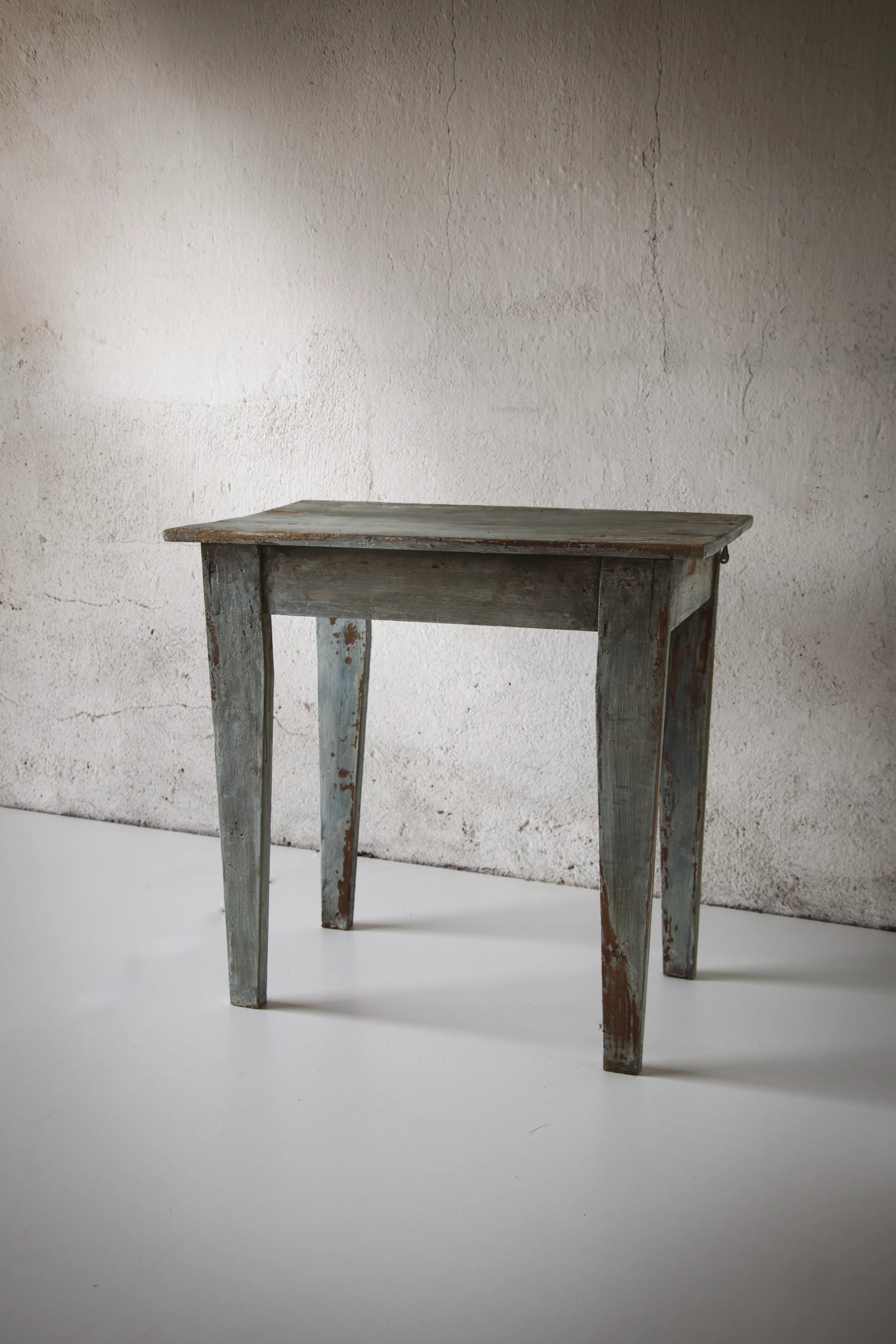 Petite table patiné bleu – Image 25