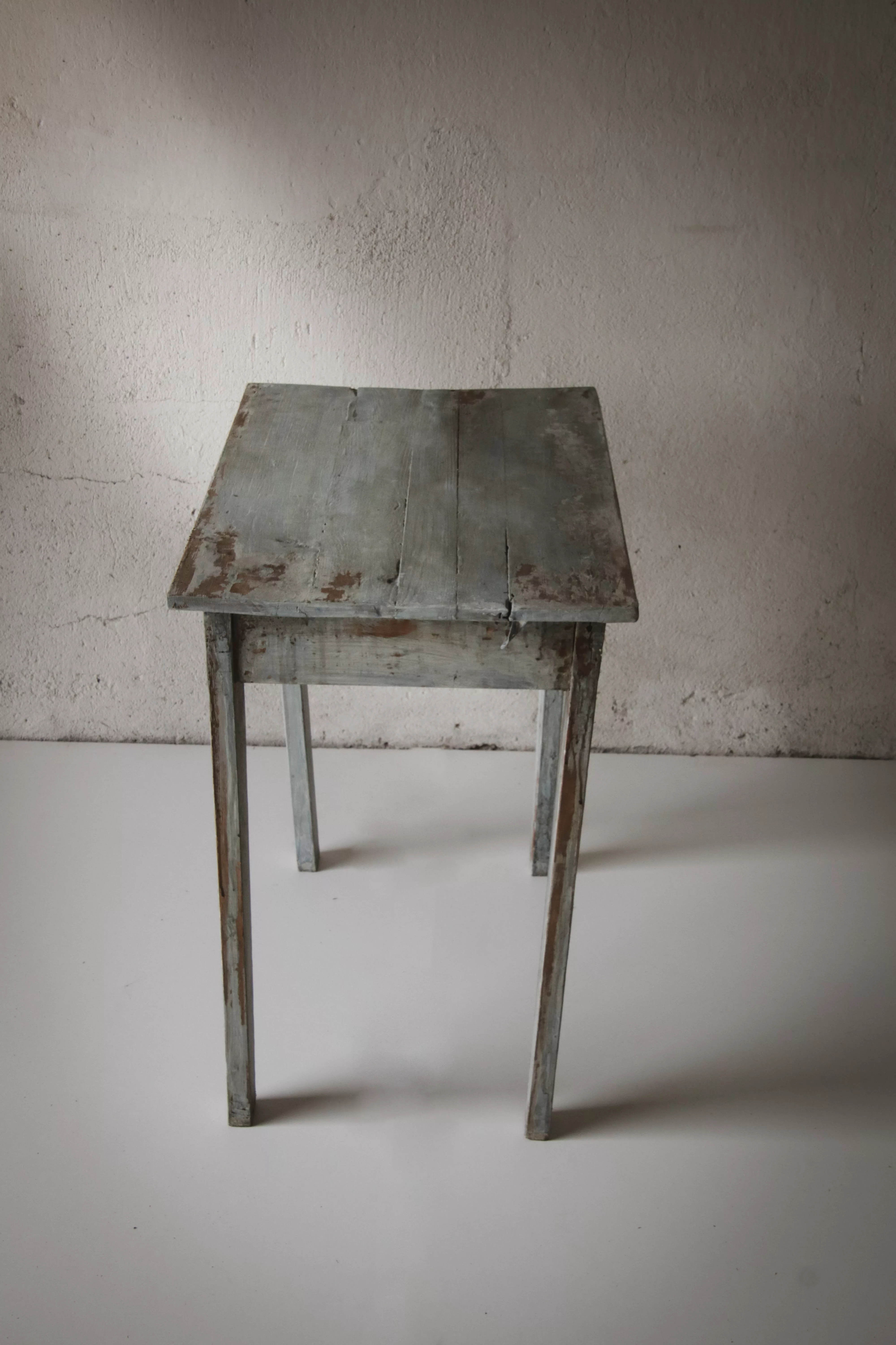 Petite table patiné bleu – Image 21