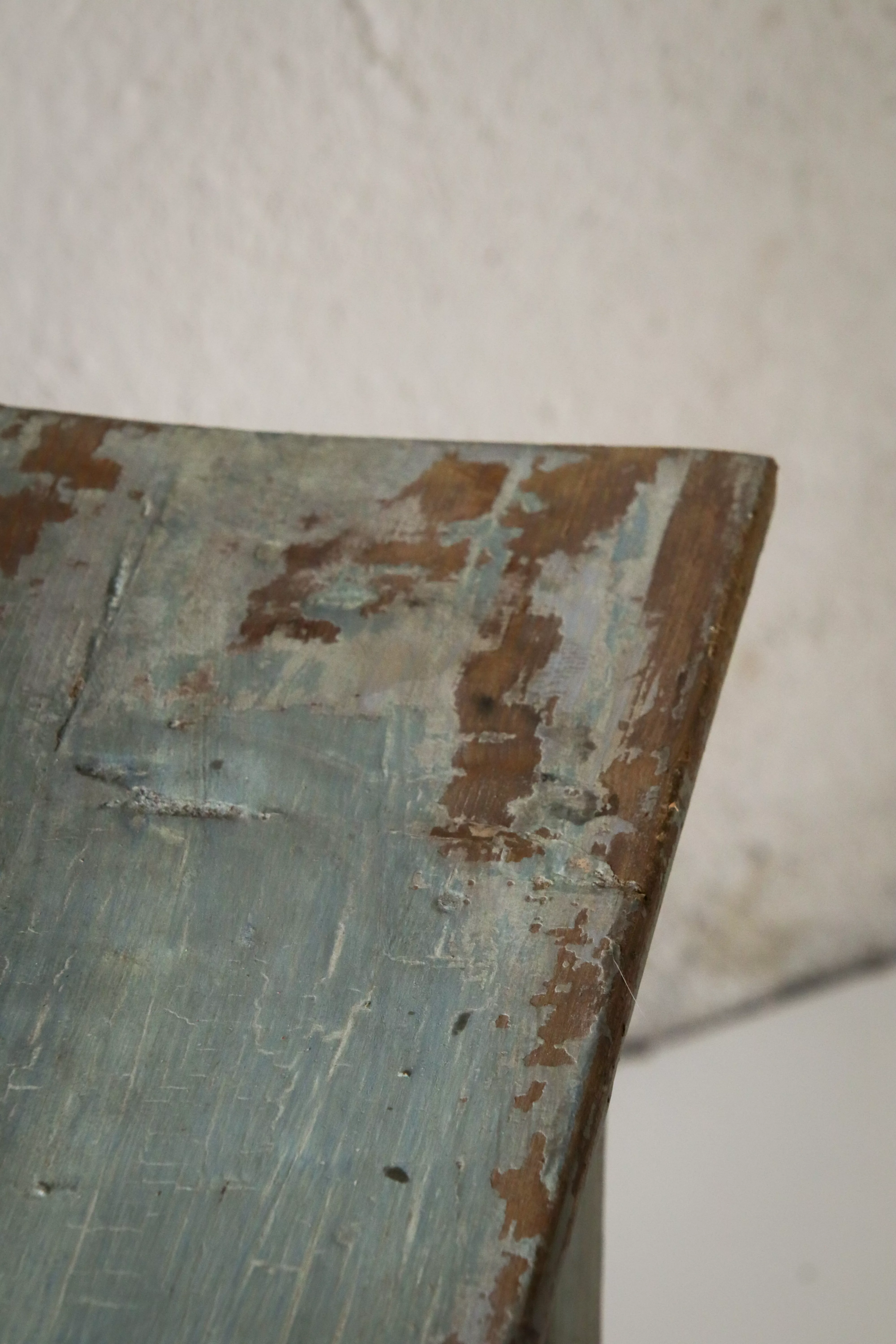 Petite table patiné bleu – Image 3